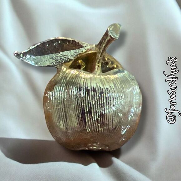 Bundle Sale 3 for $15| Dickson Teachers Gold-Tone Apple Pin - Picture 5 of 11